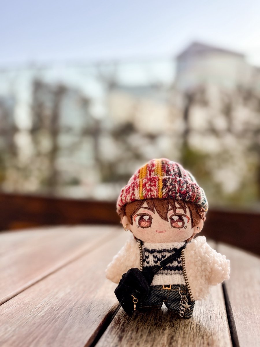 春っぽい気温になってきましたねえ

帽子 <a href="/cha_hyk/">茶ひよ子🐥</a> 様
ズボン<a href="/kinominoniki/">ちひろ▼</a> 様