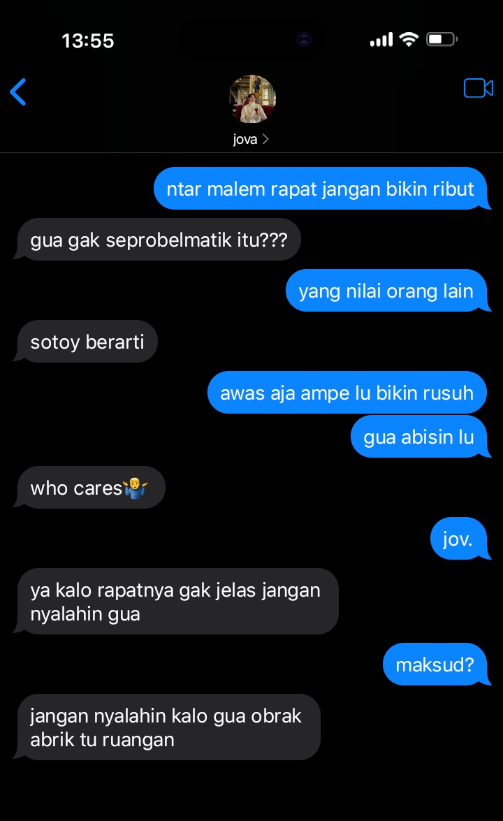 vejakraest's tweet photo. 𝐁𝐞𝐭𝐰𝐞𝐞𝐧 𝐮𝐬
—
a #WilliamEst au🔞

Si cantik yang terkenal galak dan anti romantic, ternyata punya sisi liar dan haus akan sentuhan—hal ini hanya diketahui oleh teman sekamarnya saja.

© vejakraest https://t.co/O7fFqno4hb
