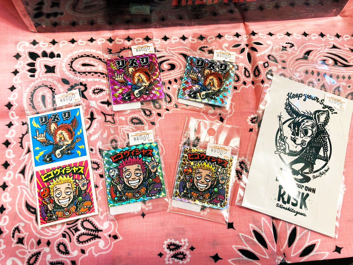 1993年創業のRISKからコラボ商品が到着！ 鬼才覆面画家ロッキン