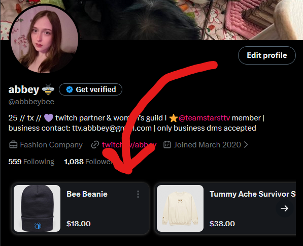 abbey 🐝 tweet media