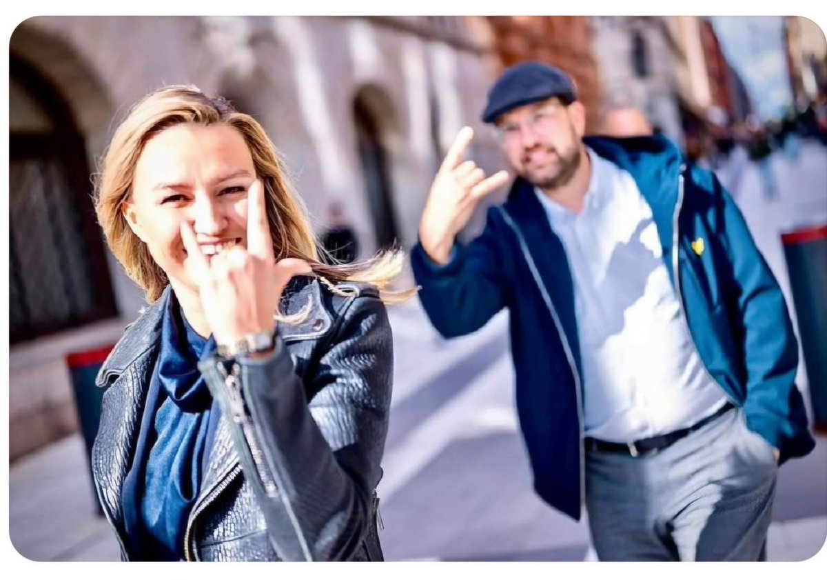 Von Überhof tweet media