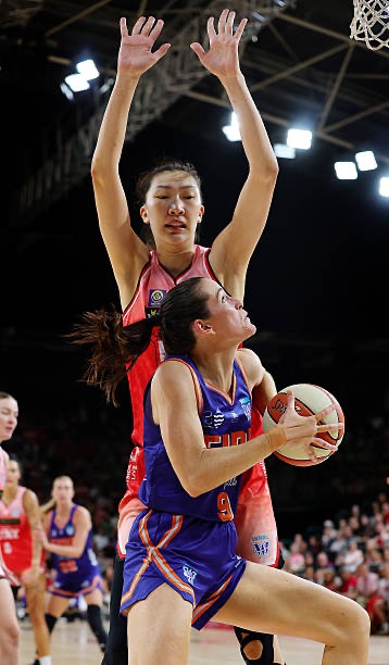 5x WNBL CHAMPIONS!
🔥🔥🔥🔥🔥

An all-time classic finals game, congrats to Shannon Seebohm and the girls on a brilliant end to a brilliant season!

> Courtney Woods was the MVP and had a career high 28 points to go with 8 rebounds and 7 assists
> Alicia Froling who was huge all