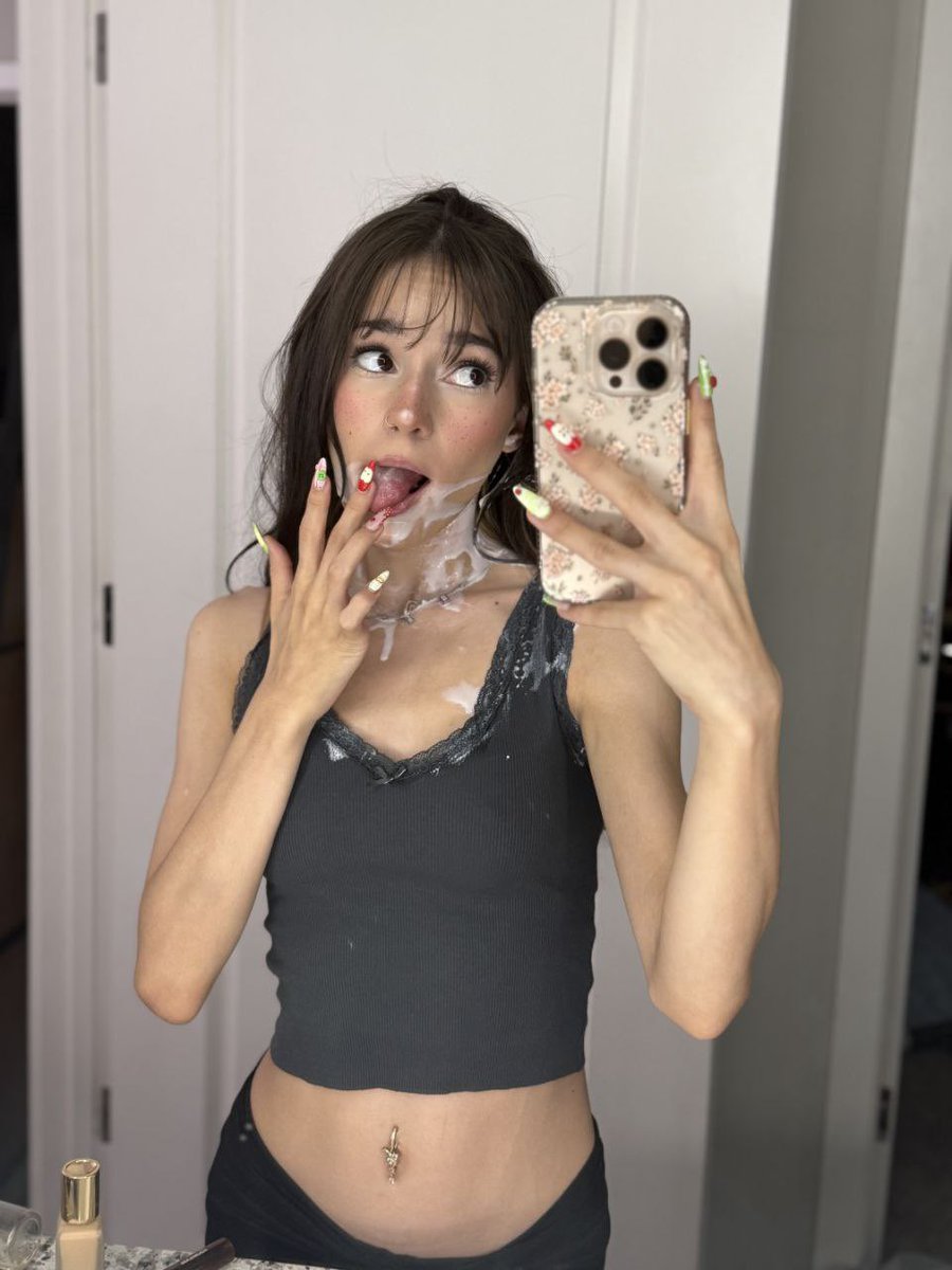 solie_ray's tweet photo. i think i made a mess https://t.co/xGXxugGquJ