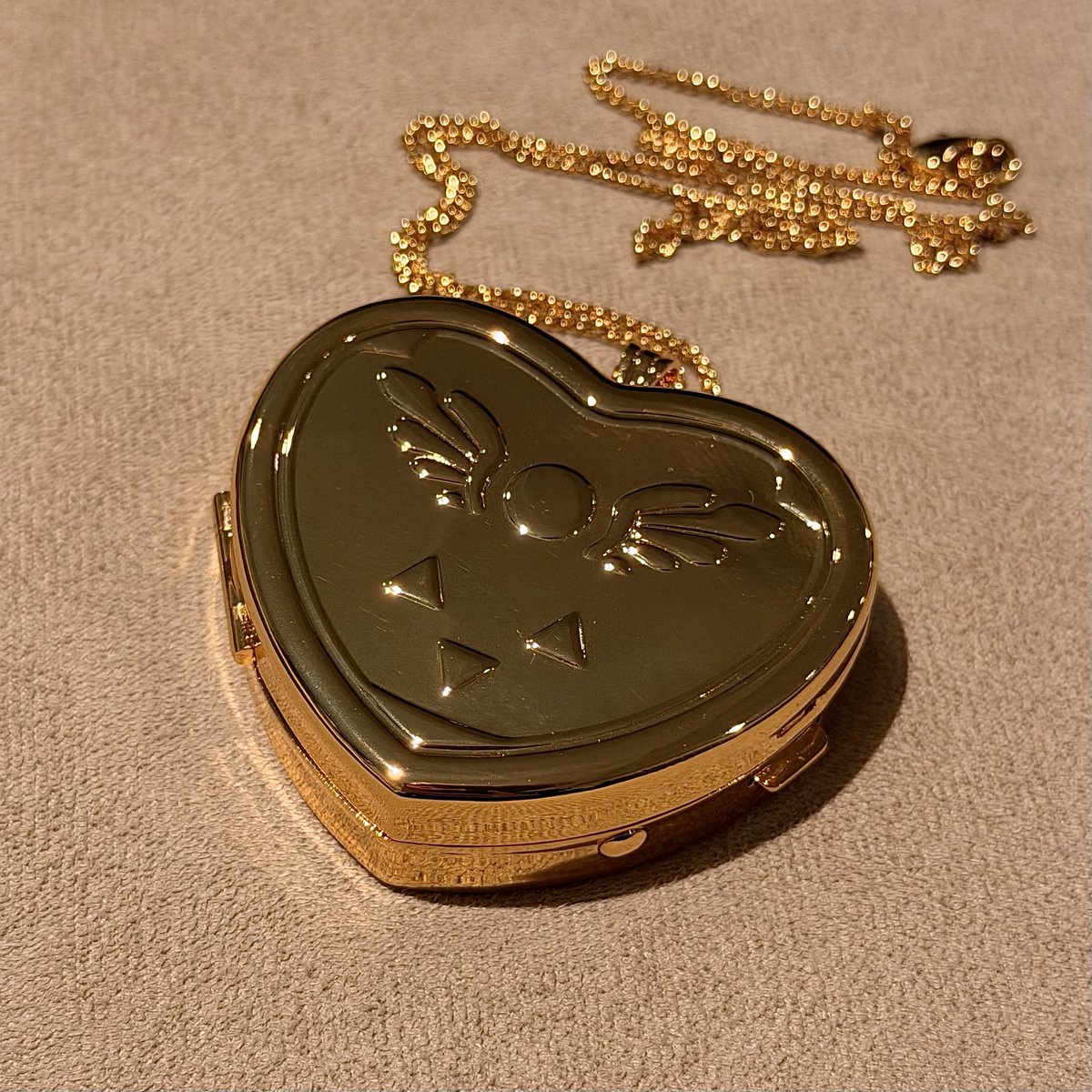 Conno02 "Ava" tweet media