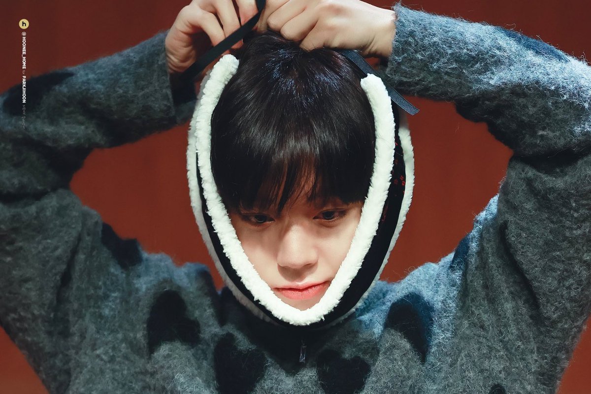 lutz2_'s tweet photo. 매이들이 잊으면 안 되는 거?

박지훈 볼끼. https://t.co/nnzGeEuQBU
