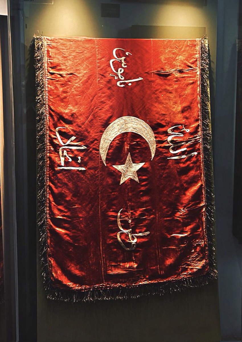İçeride ısrarla dezenformasyon yapan odaklar haddinizi bilin! 

Türkiye Cumhuriyeti Devleti ve hükümeti, bu savaşta; hiç bir şekilde herhangi bir üssünü kullandırması , destek sağlaması mümkün değildir! 

Deniz ve hava sahasını kullandırması mümkün değildir! 

Aktif bir ABD üssü