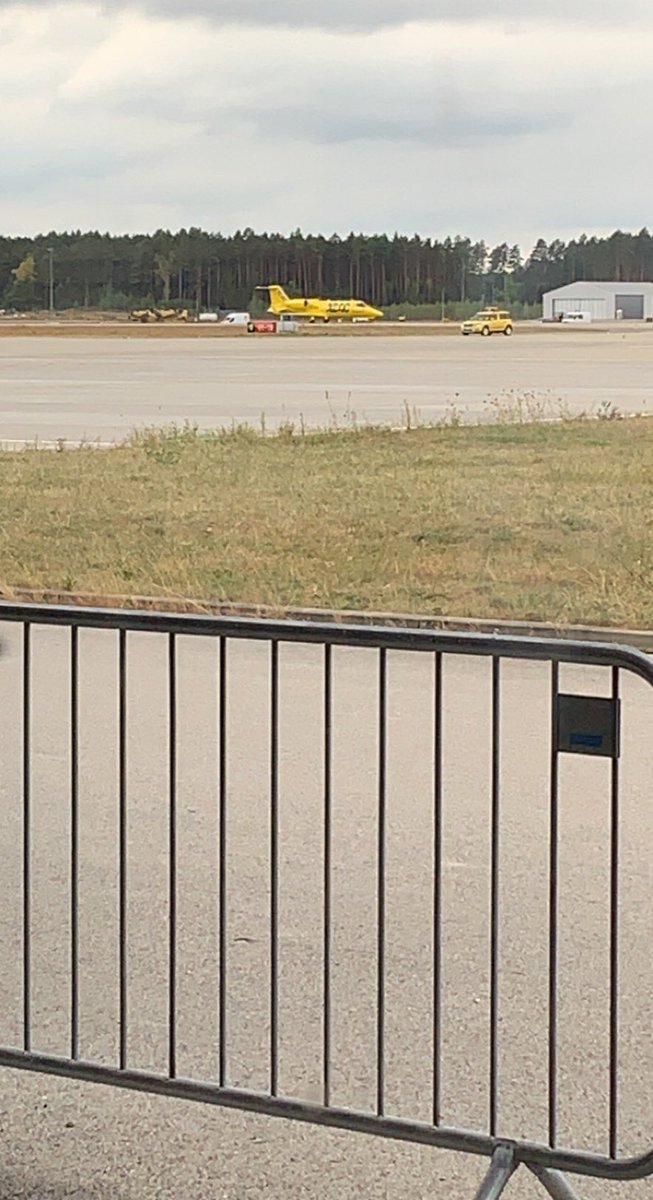 737lover's tweet photo. @FlysharkJacek W Szymanach zdarza im się bywać https://t.co/0wzE27h05Z