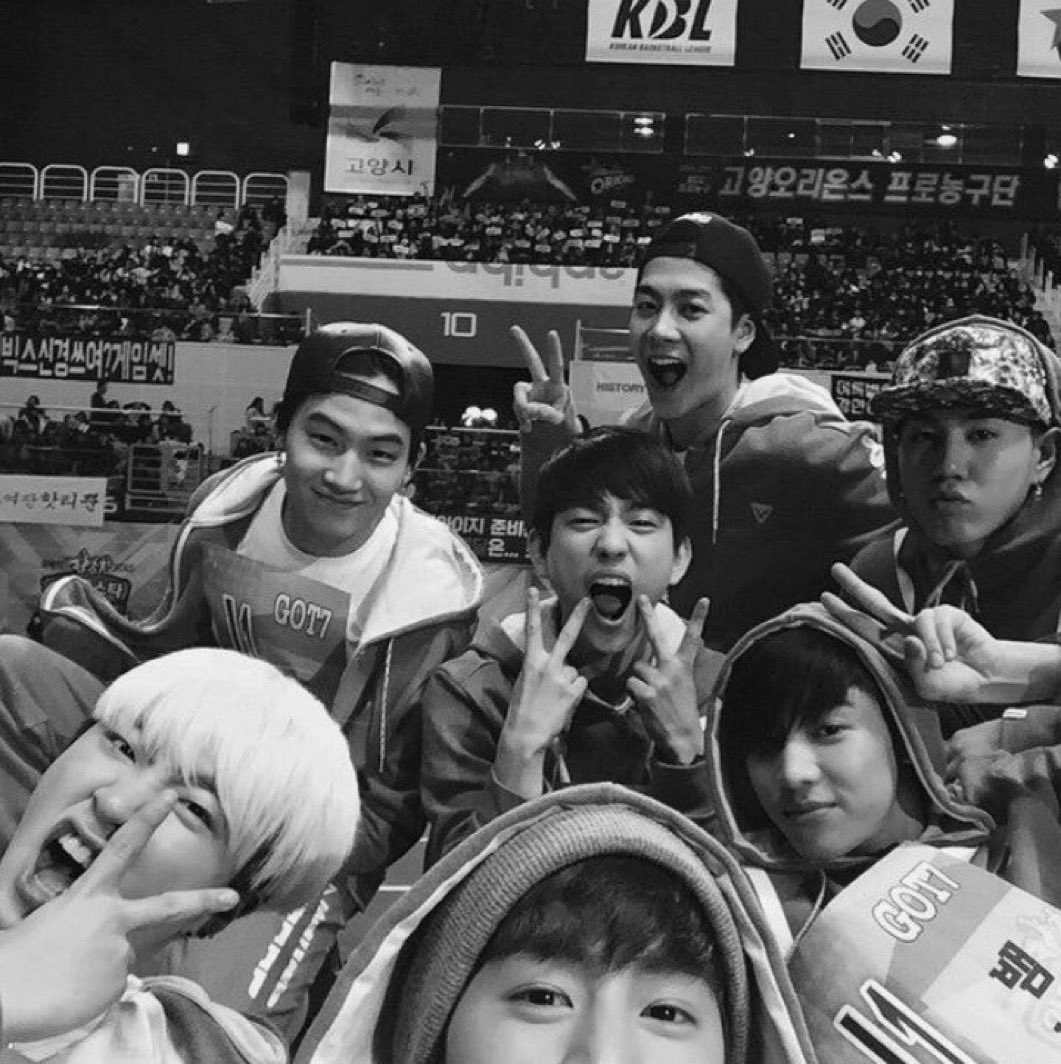 BambamskrrtZ's tweet photo. when these losers got banned from isac cuz of this pic https://t.co/EpbaCo0N1t