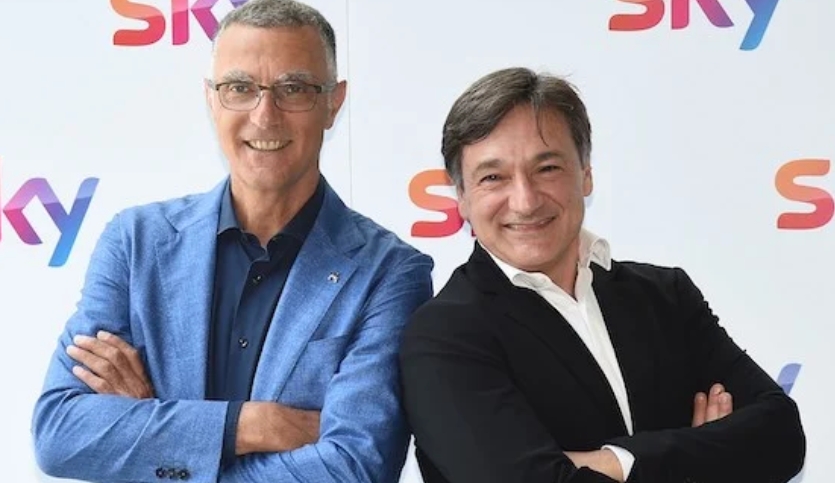 napolista's tweet photo. #Caressa: โA #Napoli, durante una telecronaca, un signore ci urlรฒ: siete contro di noi, merdeโ
Al podcast di Giacomo #Poretti: "Di tutta risposta #Bergomi impazzisce, lo acchiappa e lo butta sul tavolo dicendo: "Che c*o vuoi?". Al Maradona il tavolo dove facciamo la telecronaca รจ praticamente in mezzo alla gente"
https://t.co/bjrLAaCddO