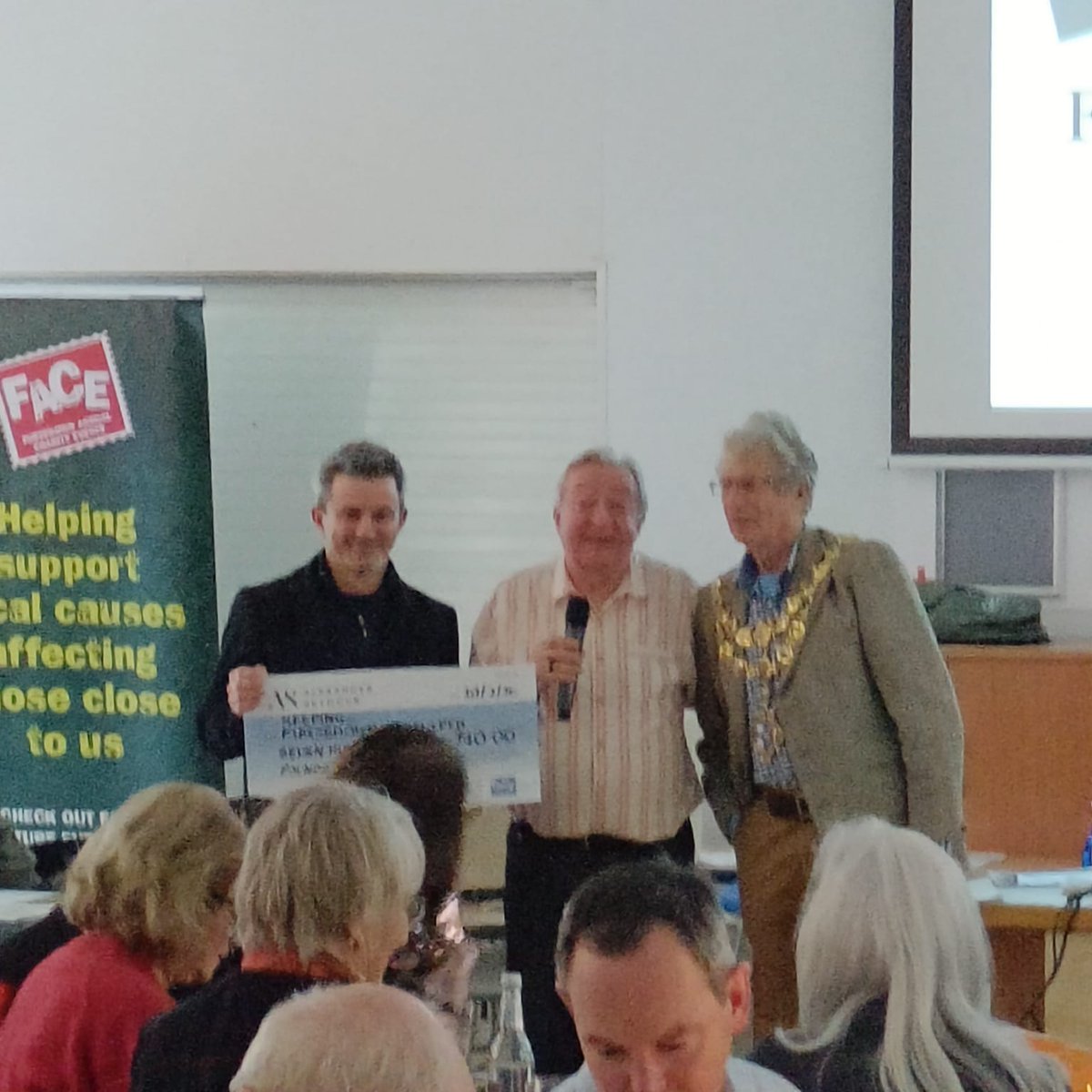 Wandsworth Mayor tweet media