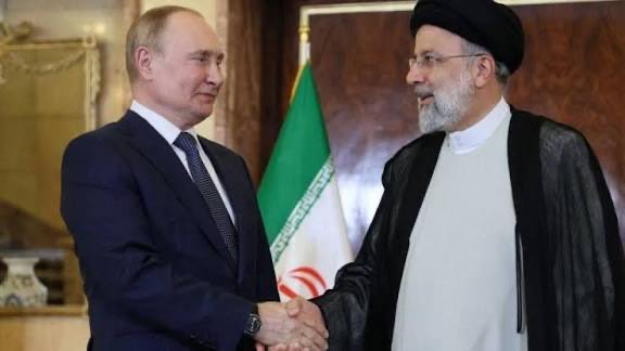 Vladimir Putin califica la muerte de Jameneí como una violación de “todas las normas de la moralidad humana y el derecho internacional"