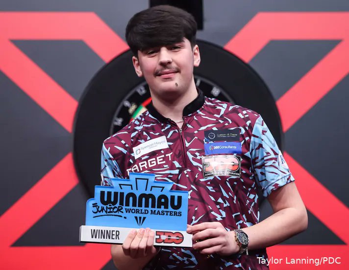 Darts World Magazine tweet media