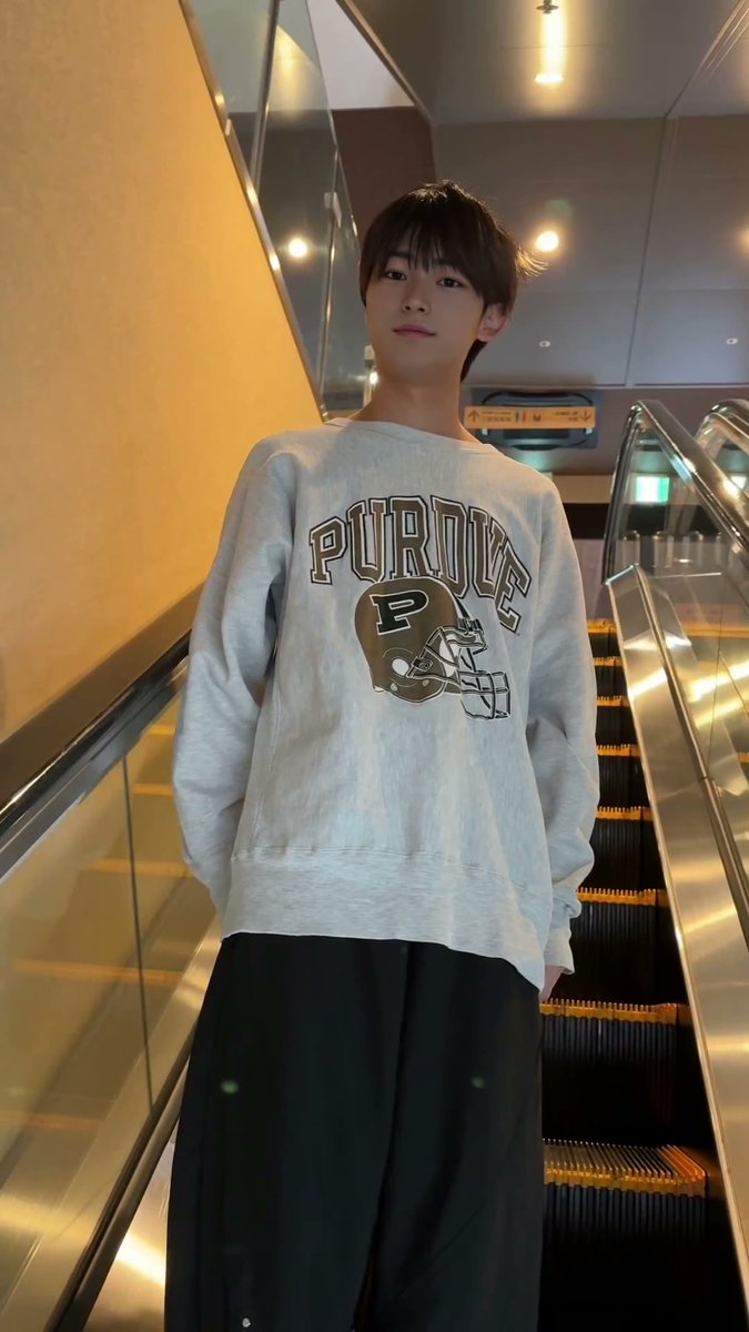 mn_nm_55's tweet photo. 究極の2択

1. チビだけどあれデカ
2. デカだけどあれチビ https://t.co/Gfqi2sEFMC