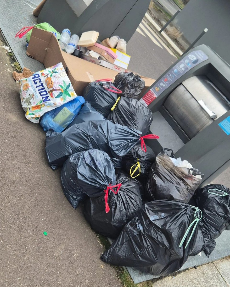 Pseudo Trading tweet media