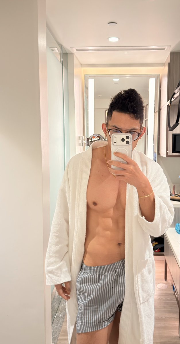You think? 🫣🤓