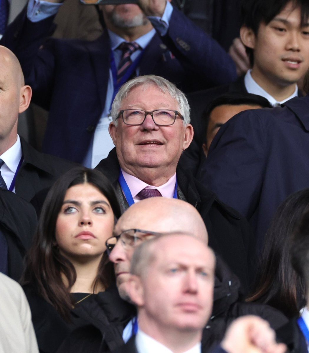 Rangers FC & Linfield FC tweet media