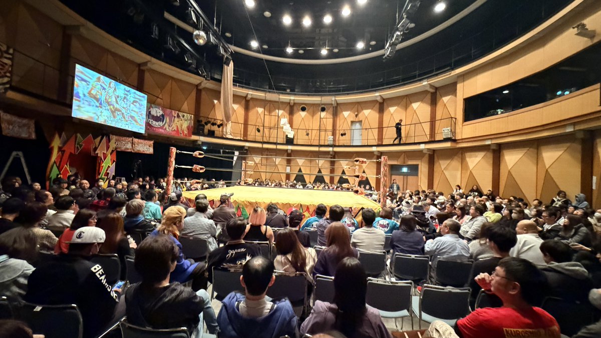 ちなみに本日誕生日を満員の大阪で迎えました。 産んでくれたことへの