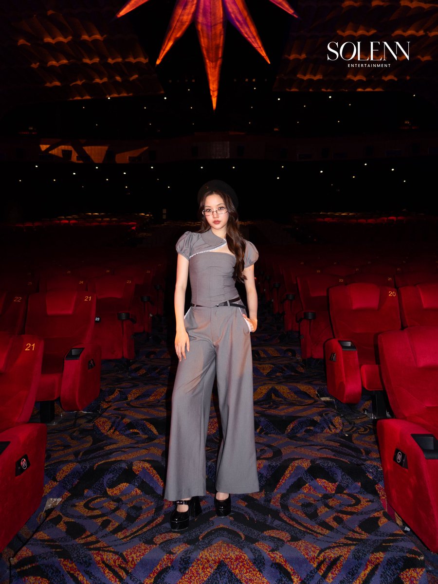 FanScreening with Namsai 🎬😎🎥🍿

THE STAIN FAN SCREENING X FREEN
#ราคีFanScreeningฟรีน