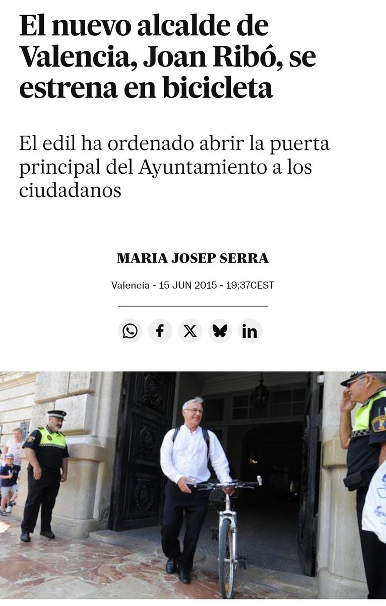 Por cierto, asesores de Moncloa y cerebros iluminados. Lo de la bici ya se hizo y se descubrió el truco. Lo siguiente que os toca es que Pdro lleve un bebé al Congreso para mostrar su virilidad fértil. Y después ya sólo queda la impresora.