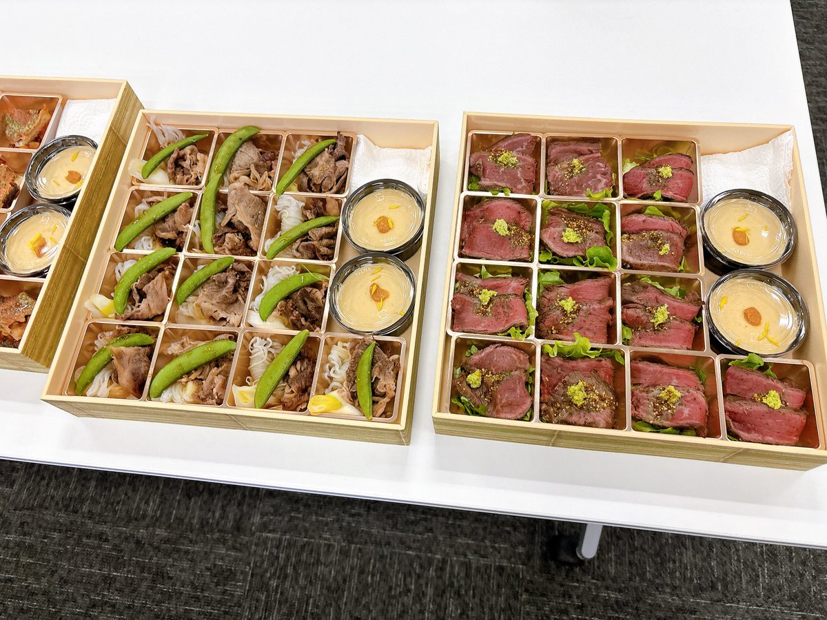 わかと tweet media