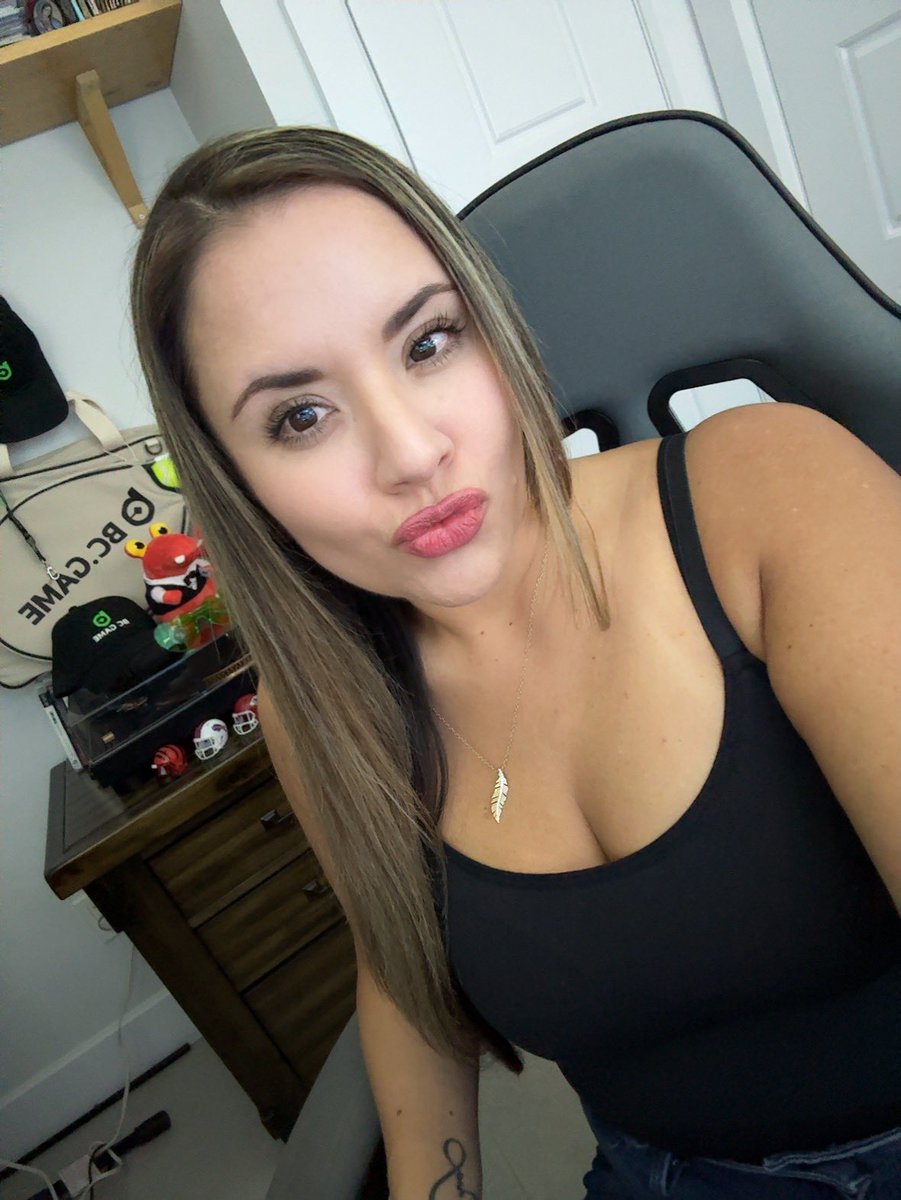 Anabel ✧ tweet media