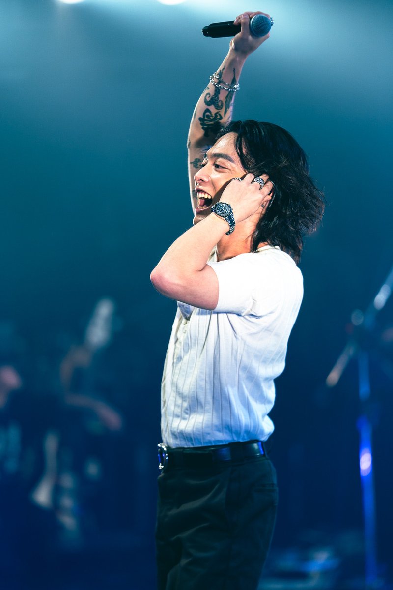 Zephyren_'s tweet photo. 【ZEPHYREN Presents A.V.E.S.T project vol.19】

LIVE PHOTO📸
2025.3.1(Sun)

Spotify O-EAST
優里
@yuuri_official

Photo by ゆうや
@Zig_zag__219249

#AVEST 
#アベスト
#優里
#yuuri https://t.co/Gw60ThA6vO