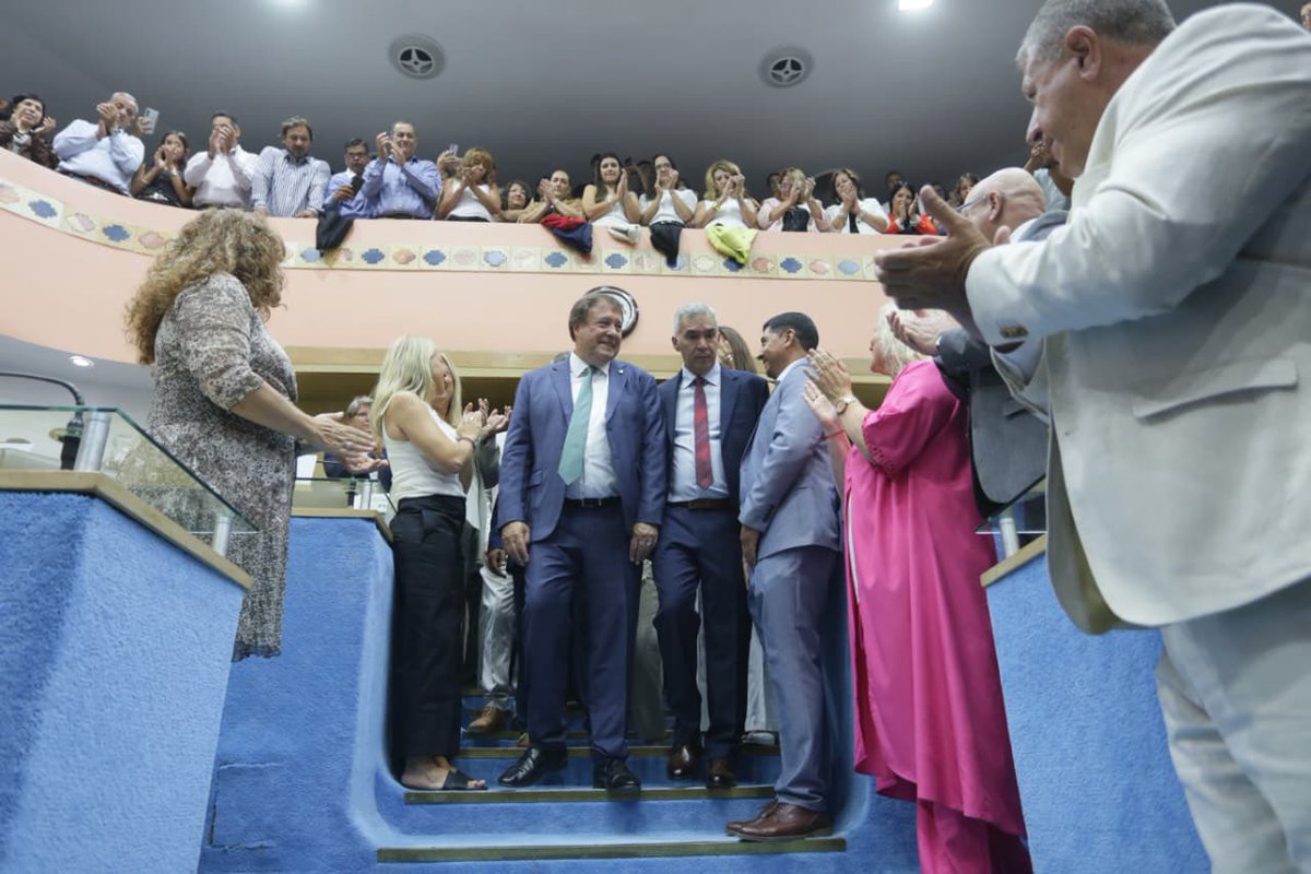 WeretilneckOK's tweet photo. Hoy junto al vicegobernador, @pedropesatti damos inicio al 55° Periodo de Sesiones Legislativas en la @LegislaturaRN. Inversiones, desarrollo, trabajo, producción y futuro, los ejes de mi discurso. https://t.co/zuNKzk7fQO