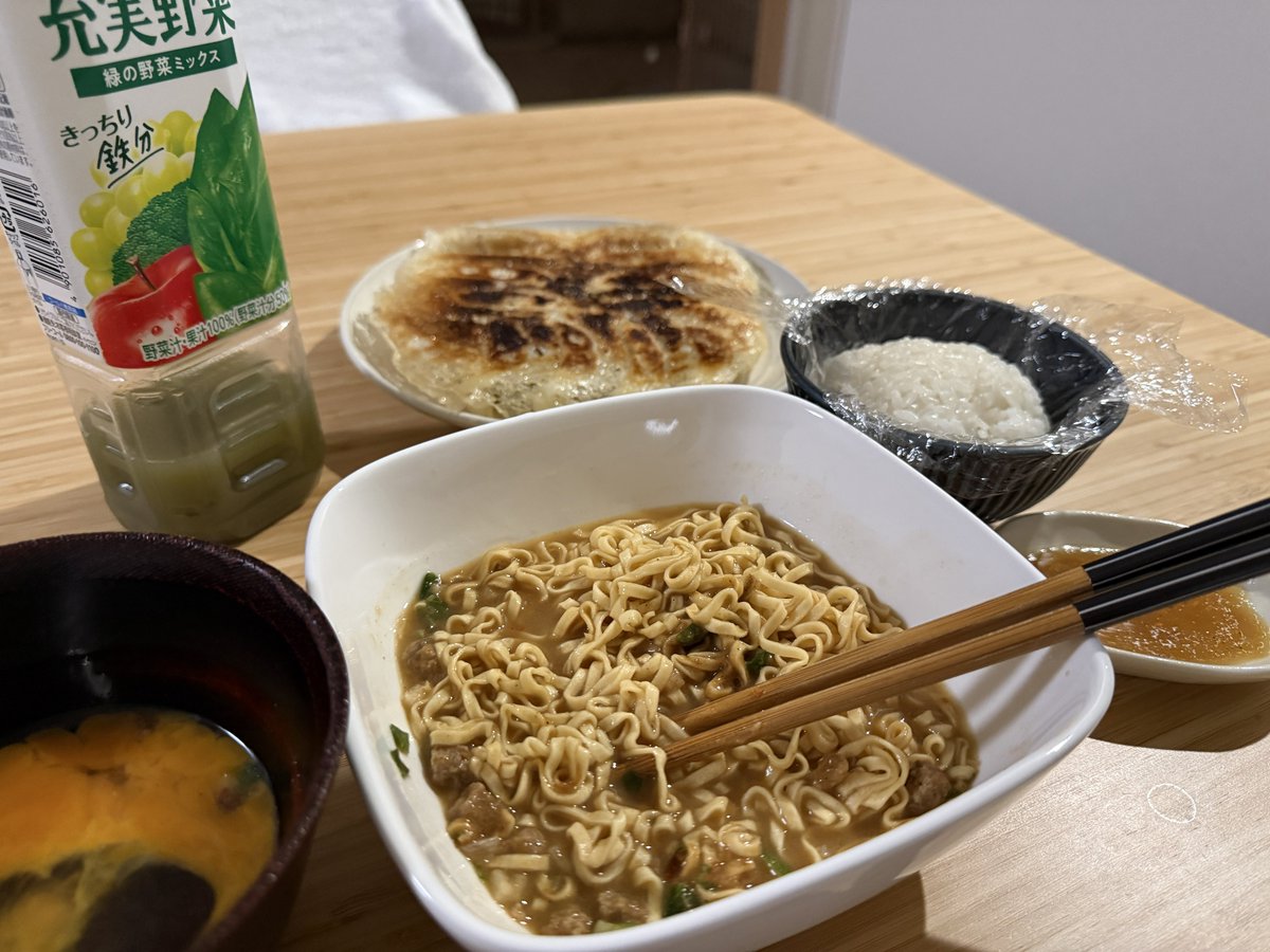 ファルコン・ディナー