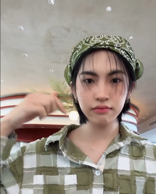 เฉลยละยังว่าความจริงแล้วเป็นทอม