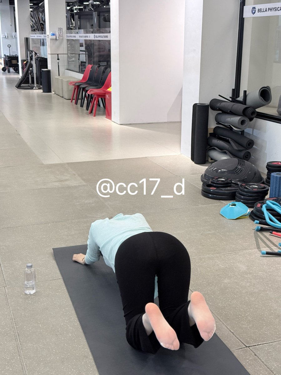 反差女友小17 tweet media