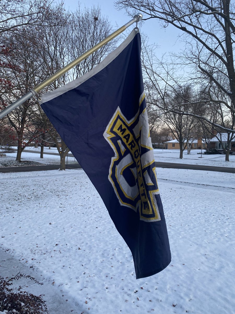 GLDNParakeetFAN's tweet photo. #mubb #GameDay https://t.co/UJ8ZYeYp4r