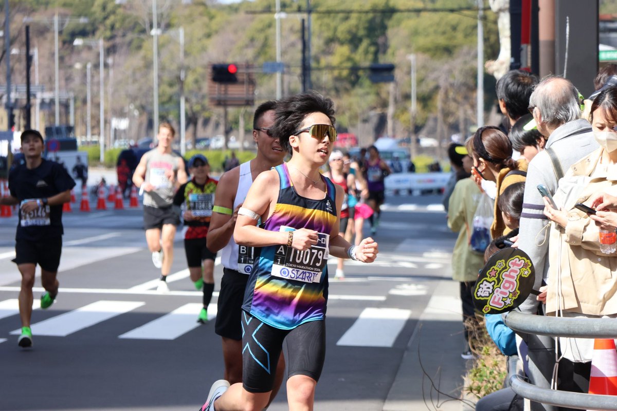 kary_enrun526's tweet photo. 3/1  #東京マラソン

2:44:14(ﾈｯﾄ2:44:05) 2nd PB

今シーズン最初で最後のフルは初東京マラソン。 
年末に故障した影響もあり1ヶ月半での突貫工事で仕上げた中で最低限のタイムは出せたと思う。
また次出る時は自己ベストを出せるようにしたい‼️
 大歓声の中走れて楽しかった☺️ https://t.co/y406CmYyho
