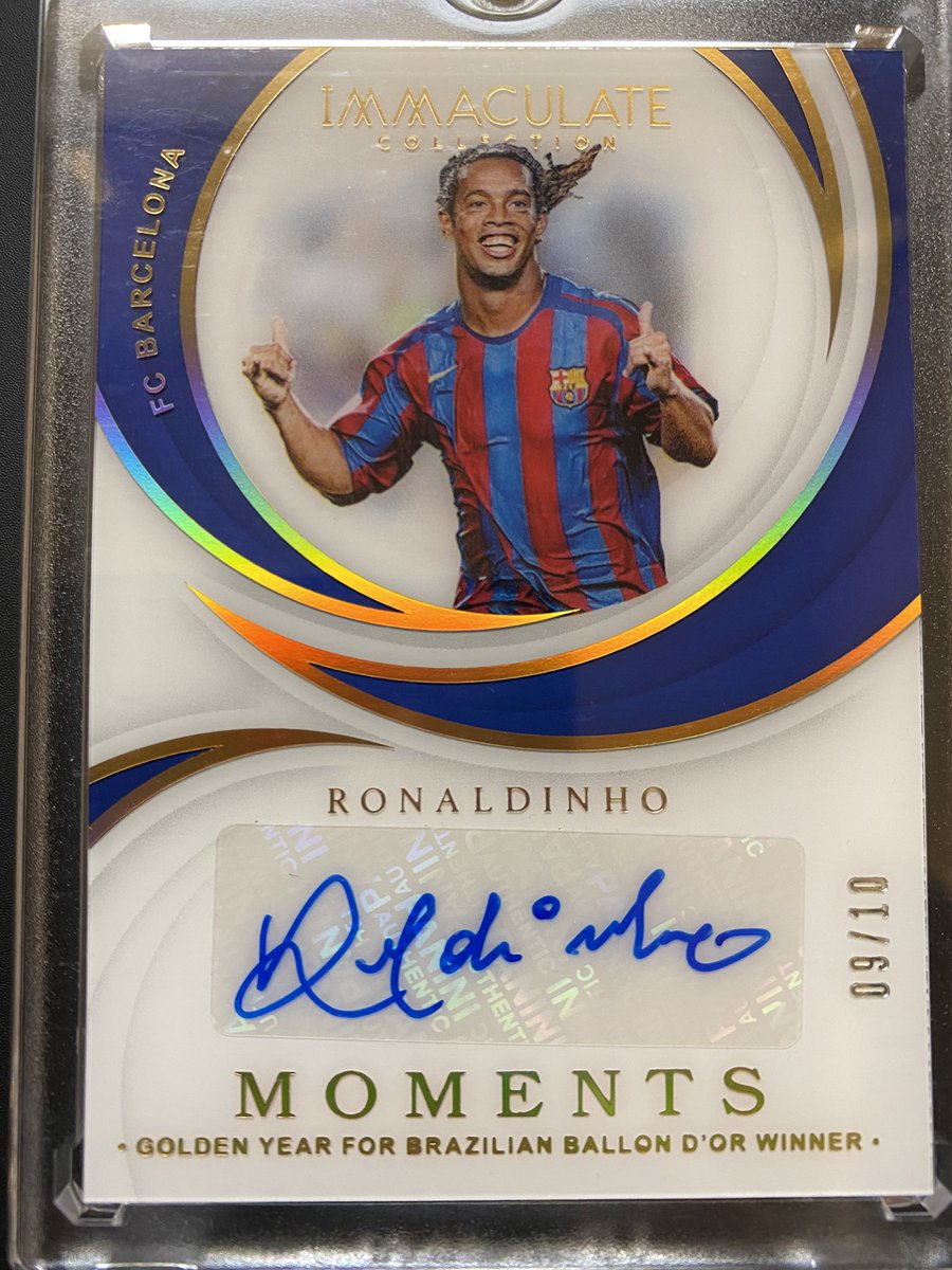 今度の日曜は浅草カードショーですね😊 花粉辛いけど⚾️で探してる