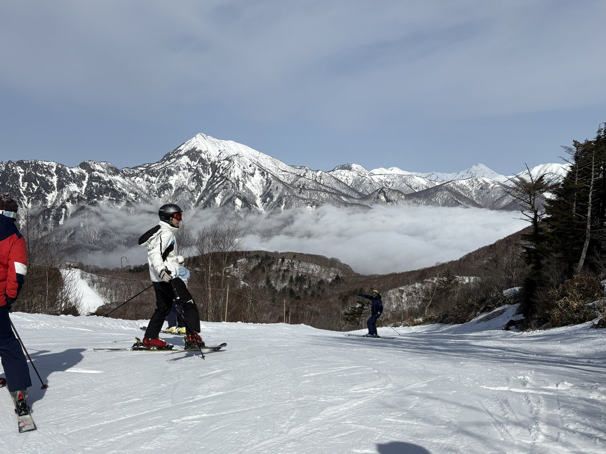 GVB54975648's tweet photo. 雲海綺麗だった🏂 https://t.co/S5DSlsNVGR