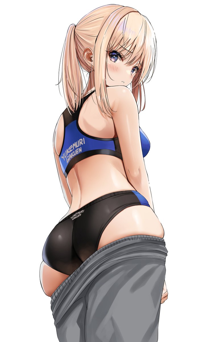 部活前の楓ちゃん 