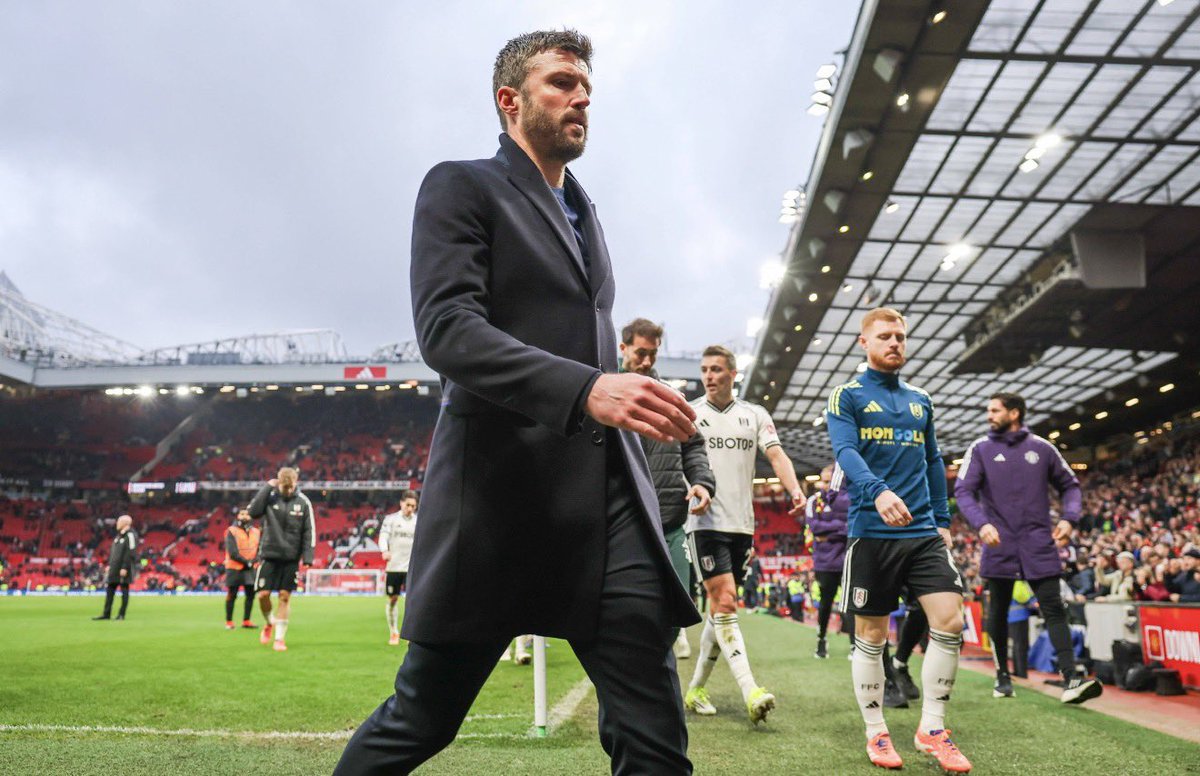 centredevils's tweet photo. 🚨🚨🎙️| Gary Neville: "think the run that they've gone on has been a shock to everybody, including probably Michael [Carrick].

"Michael wouldn't have expected this in his wildest dreams. But look, he was always intelligent, Michael.

"He was always probably a real good personality and character, a good composer, a good temperament."