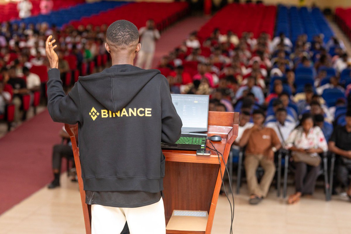 Just wrapped up an incredible session at the University of Mines and Technology (UMaT) in Tarkwa, Ghana! 🇬🇭

As part of the <a href="/binance/">Binance</a> team, I had the honor of introducing brilliant students and future innovators to the world of blockchain and Binance – from the basics of