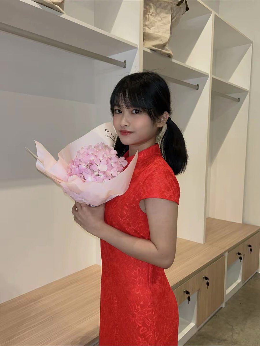 cindy_klp48's tweet photo. CNY VIBES FOR TODAY HAHAHAH🫶🫶, Hopefully we can celebrate cny together🫣😃? https://t.co/MNQpxSxw0x