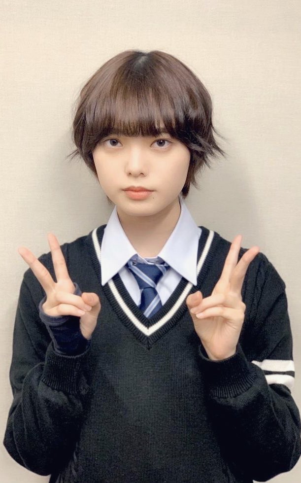 #平手友梨奈さんご結婚おめでとうございます〜って死ぬ気で強がって一日一日を生きています #平手友梨奈 #てち #見た人も無言で自分の好きな平手 ...