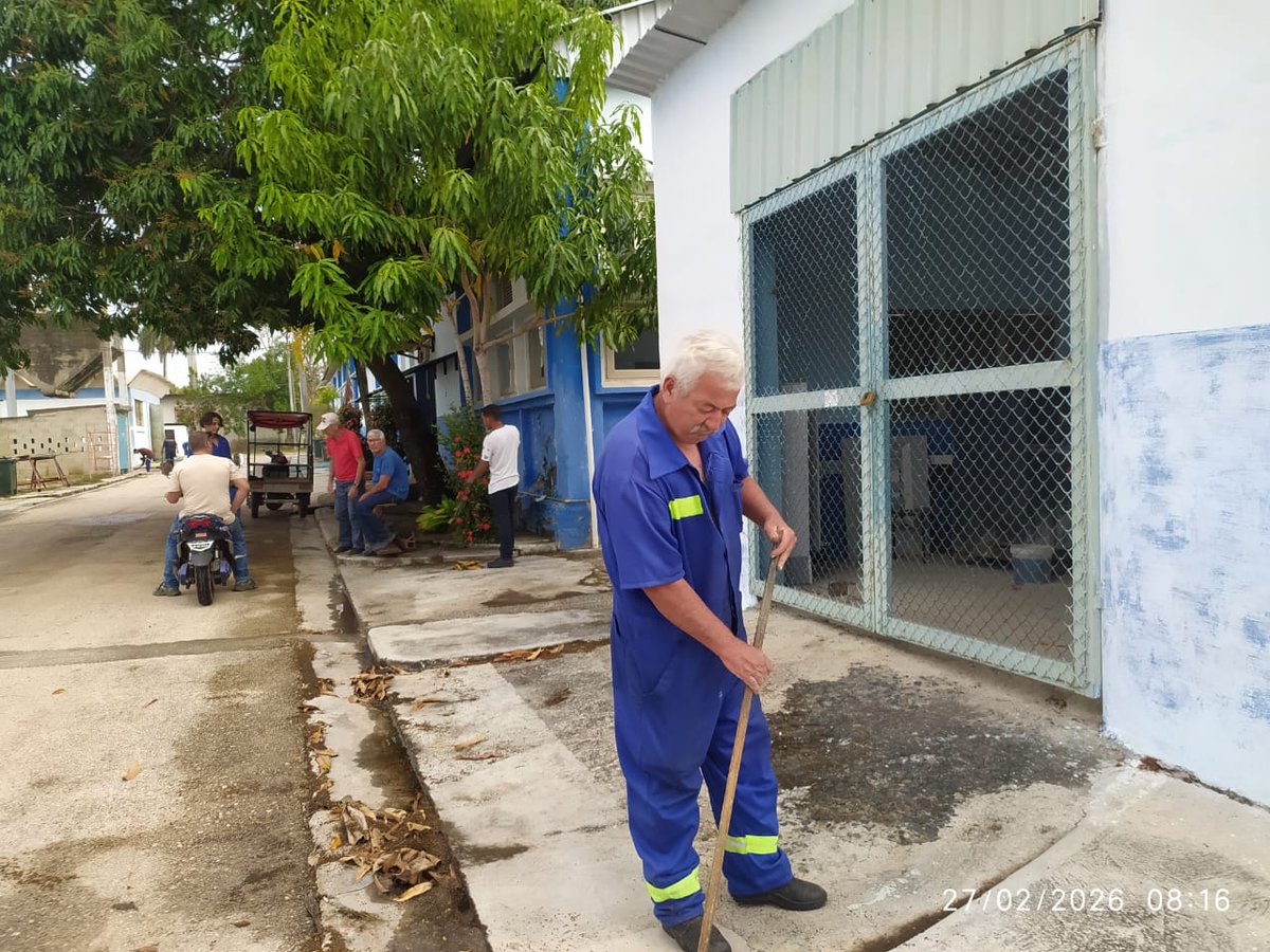EmpresaCepil's tweet photo. Jornada de limpieza y embellecimiento en saludo al día del trabajador de la #IndustriaLigera.
Muchas Felicidades para todos los trabajadores de #Cepil.
#IndustriasCuba
#LatirAvileño 
#CepilVaPorMas https://t.co/WPSQ8yxl27