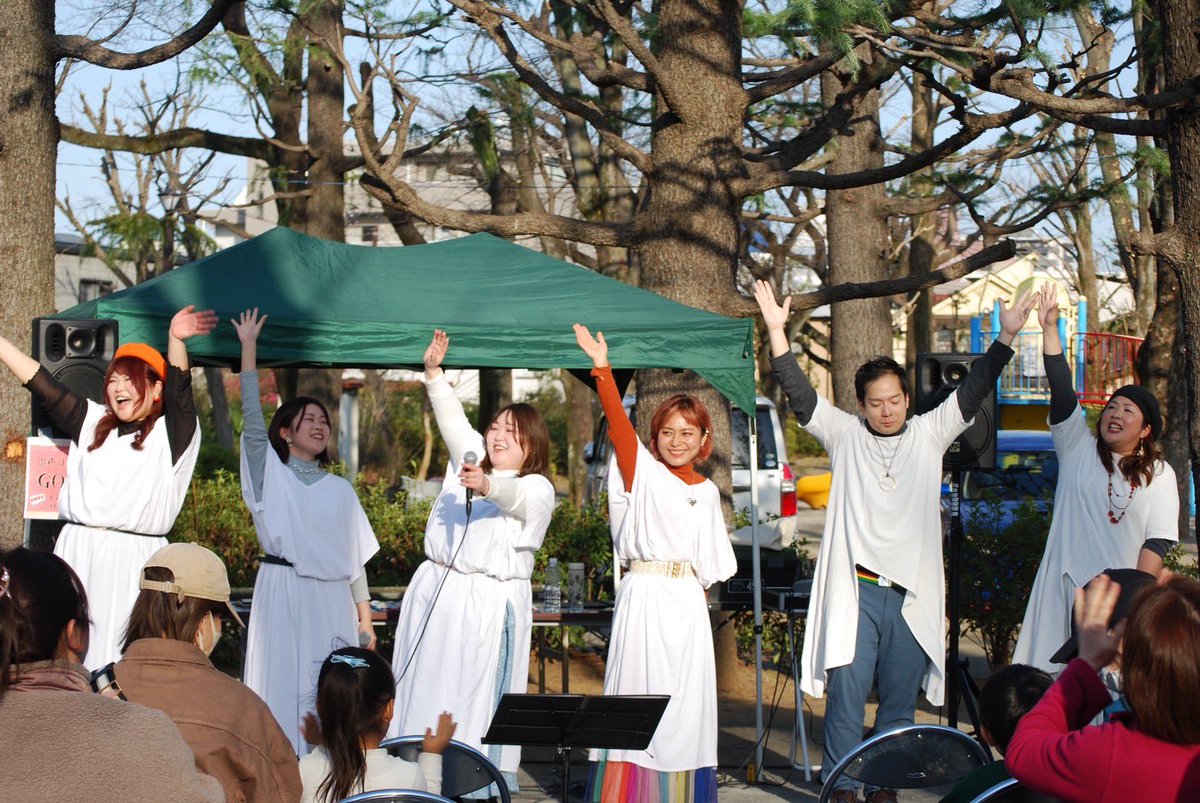 板橋の赤塚新町公園
『おそとカフェ』でのLIVE
無事に終了しました〜😊
主催のおそとカフェ赤塚実行委員会の皆さま、ご紹介してくださったYOKOさん✨
素敵なイベントに出演させていただき
ありがとうございました✨
#goo_spe #おそとカフェ #赤坂新町公園 #ゴスペルライブ #出演依頼