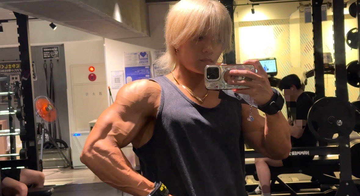 そら｜20kg痩せて整形600万した男 tweet media