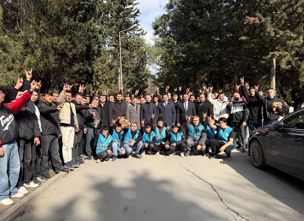 Ülkücü Şehidimiz Mustafa Erol Ağabey’imizi şehadetinin sene-i devriyesinde kabri başında dualarla yâd ettik.

Aziz ruhu şad, mekânı cennet olsun. 🇹🇷

<a href="/ayyildirim1/">Ahmet Yiğit Yıldırım</a> 
<a href="/Aalparslandogan/">Alparslan DOĞAN</a>