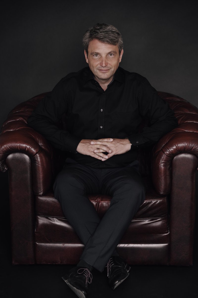 【カレッジ＆ユースクワイア3/7迄延長します！】
公募合唱団にたくさんのお申し込みを誠にありがとうございました。カレッジ＆ユースのみまだ余裕がございますので、1週間締め切りを延期いたします♪
35歳以下の若き歌い手のみなさま、日本にいながらにして合唱留学！ぜひチャレンジしてみませんか？