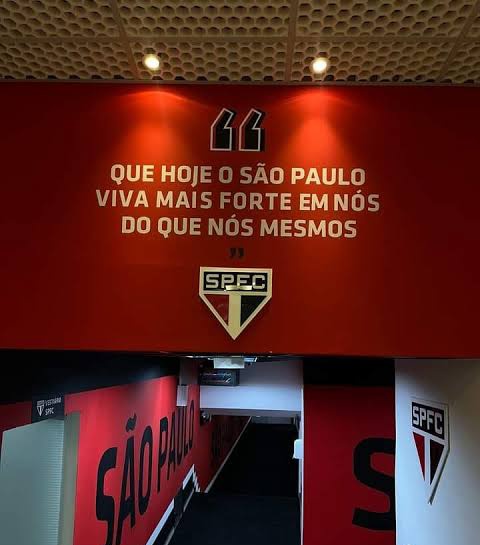 Que hoje o São Paulo viva mais forte em nós do que nós mesmos. 🙏🏿🇾🇪