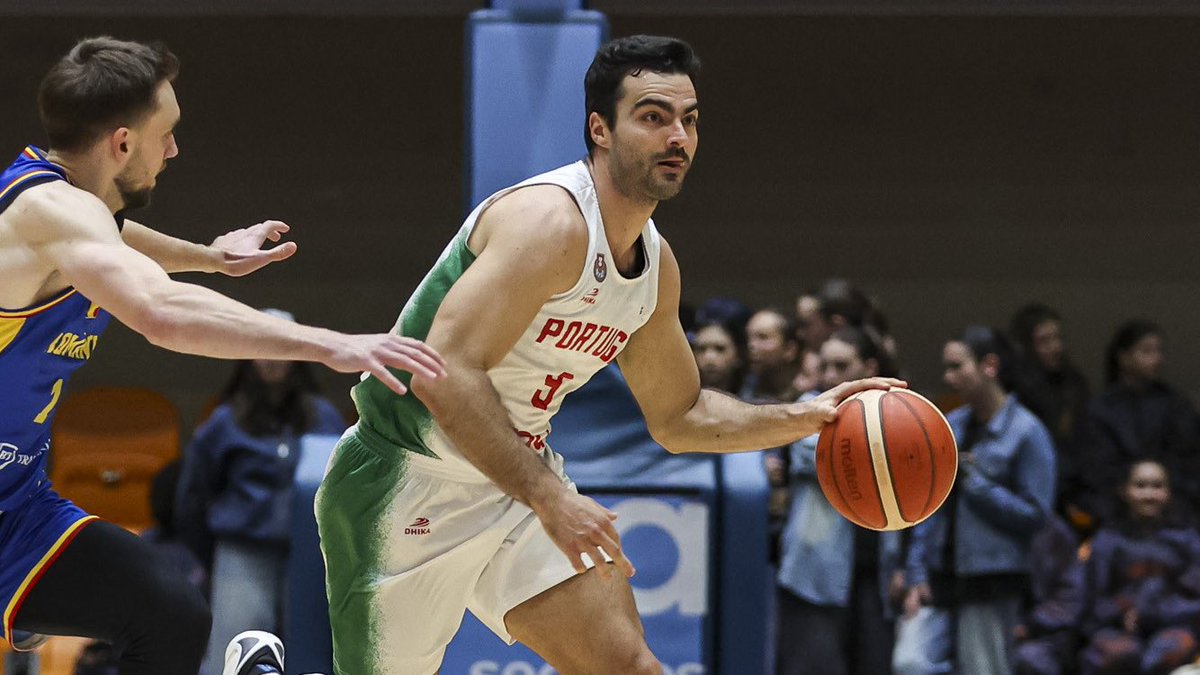 SCPModalidades's tweet image. A Selecção Nacional 🇵🇹, com os Leões do #BasquetebolSCP Rui Palhares, Diogo Ventura e Francisco Amarante, venceram a Roménia por 99-82, em jogo a contar para a #FIBAWC Qualifiers 🏀

#LeõesNasSelecções
