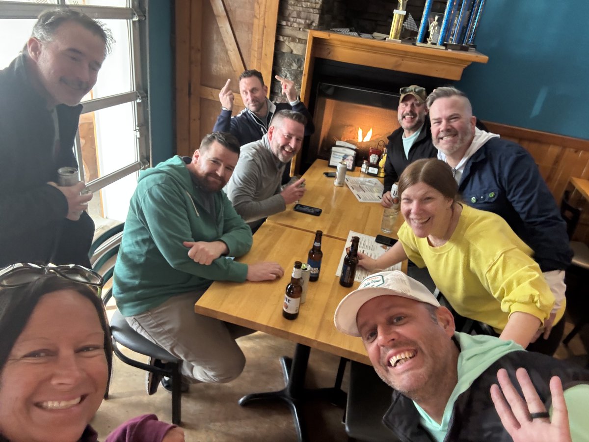 BereaBrett's tweet photo. Our first day this weekend of birthday celebrations!! A special guest joined us and we cheers’d his belated birthday as well!! #DougDieken #CloseQuarters ⁦@rweist26⁩ ⁦@KenCarman⁩ https://t.co/EVpqD8ahU3