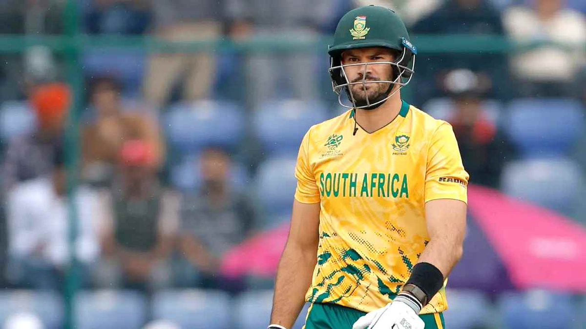 imArshit's tweet photo. South Africa win by 5 wickets vs Zimbabwe!
Under Aiden Markram in the ICC Men's T20 World Cup:
Matches – 16
Wins – 15
Only Loss – Final vs India
15-1 record. One game short of perfection.
#ZIMvsSA #T20WorldCup https://t.co/NrlSkiDLeH