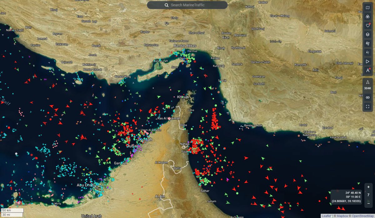 More and more vessels are gathering near the Strait of Hormuz, hesitating to cross it.

Some ships continue to transit the strait despite the ongoing threat.

Reports indicate that 150 tankers have dropped anchor in open waters, including oil and liquefied natural gas carriers.