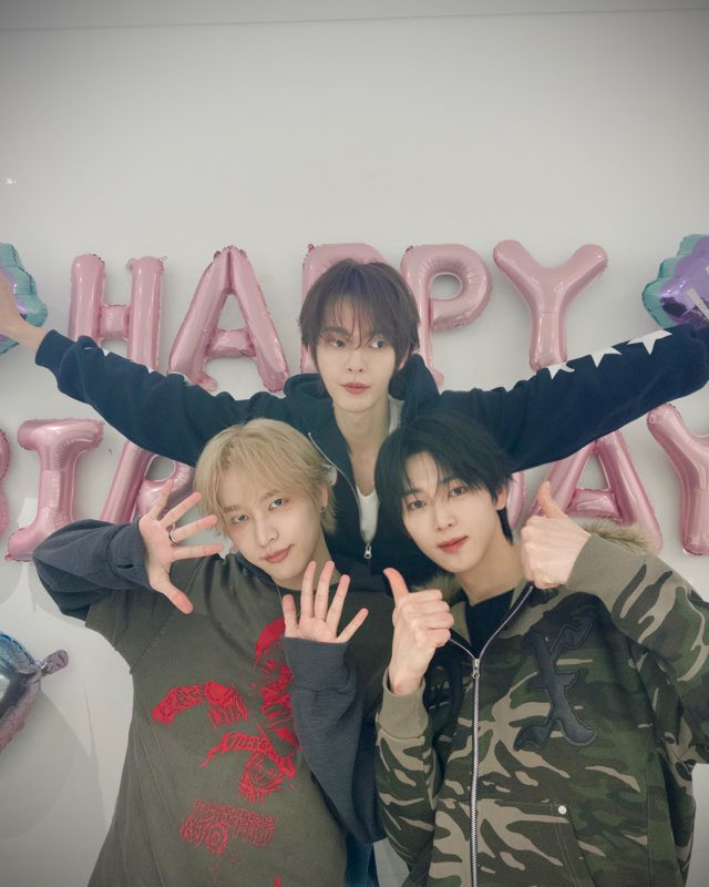 QQQ 아직도 안하는 사람 손해임.
왜냐면 우리 맨날 재밌는 시간 보내거든요😁

다음엔 또 얼마나 재미있을지 감도 안온다😆🫶🏼 고마워요! 우리 또 만나😙

#QQQ #KB #JISUNG #NINE